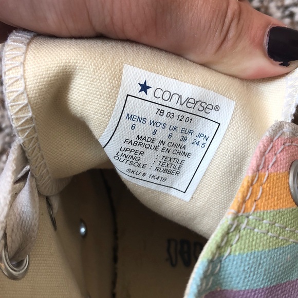 *[chuck taylor converse]* Limited Edition - Picture 5 of 8